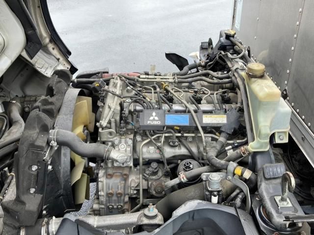 MITSUBISHI CANTER 2014 Image 31