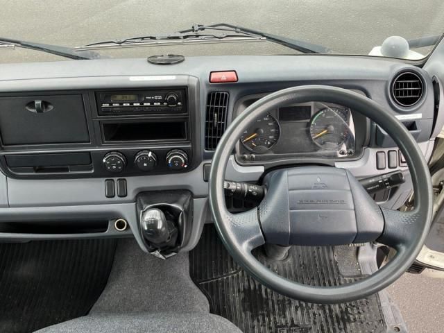 MITSUBISHI CANTER 2014 Image 31