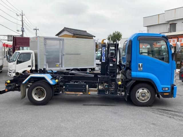 NISSAN DIESEL CONDOR 2019 Image 31