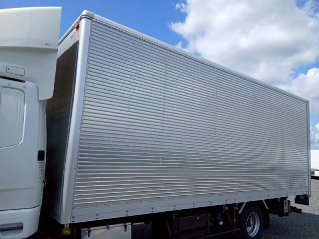 MITSUBISHI FUSOU FIGHTER 2019 Image 31