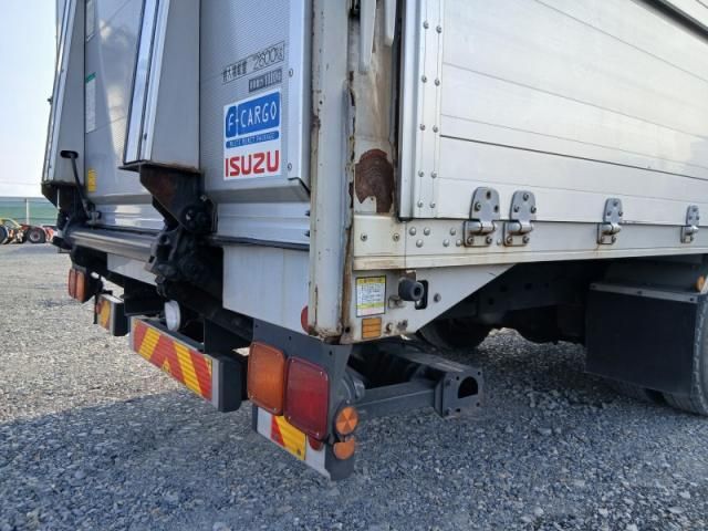 ISUZU FORWARD 2014 Image 31