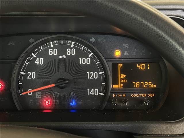 DAIHATSU HIJET CARGO 4WD 2019 Image 31