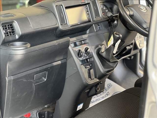 DAIHATSU HIJET CARGO 4WD 2019 Image 31