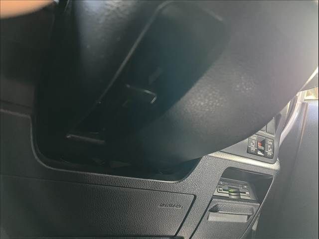 TOYOTA VOXY 2014 Image 31