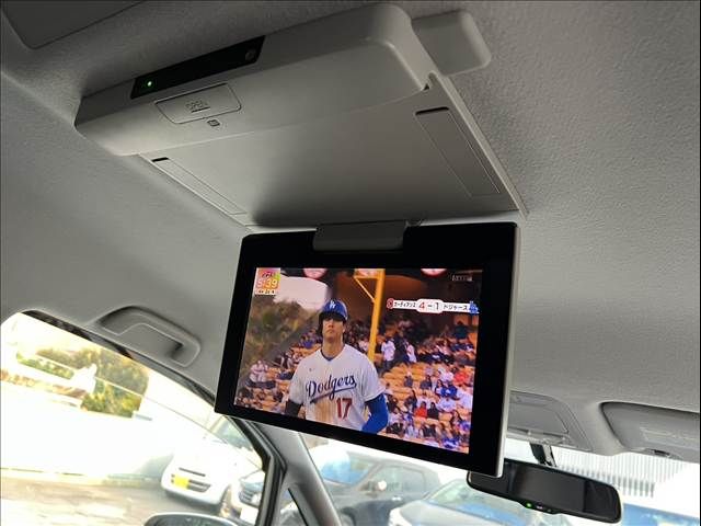 TOYOTA VOXY 2014 Image 31