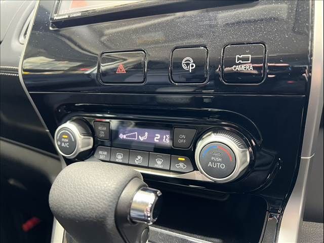 NISSAN SERENA  S-HYBRID 2017 Image 31