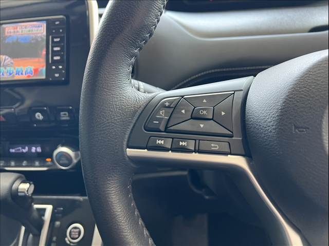 NISSAN SERENA  S-HYBRID 2017 Image 31