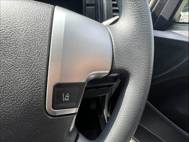 TOYOTA HIACE WAGON 2018 Image 31