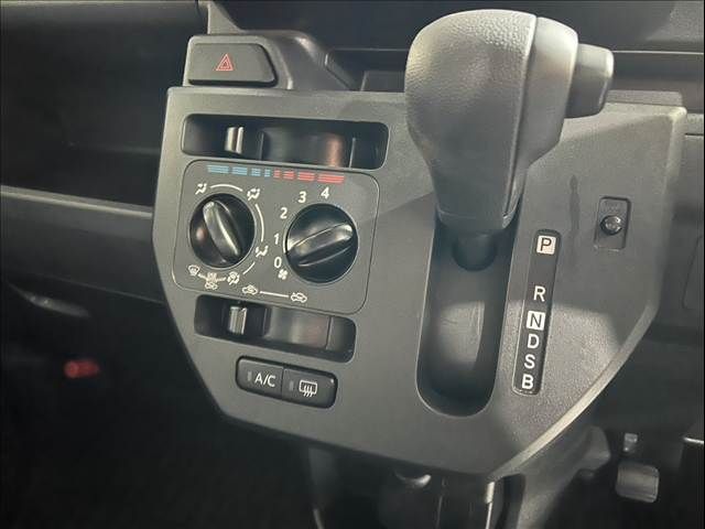 DAIHATSU WAKE 2019 Image 31