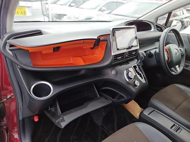 TOYOTA SIENTA 2018 Image 31