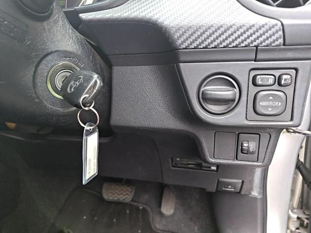 TOYOTA COROLLA FIELDER HYBR 2013 Image 31