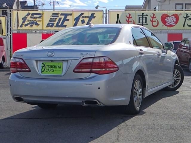 TOYOTA CROWN SEDAN 2010 Image 31