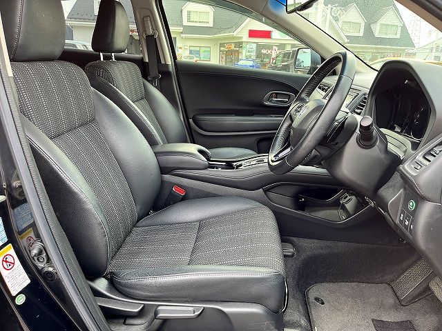 HONDA VEZEL HYBRID 2015 Image 31