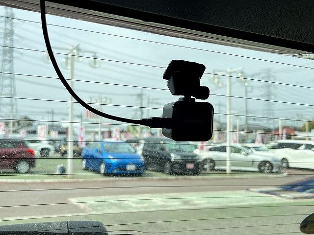 HONDA VEZEL HYBRID 2015 Image 31