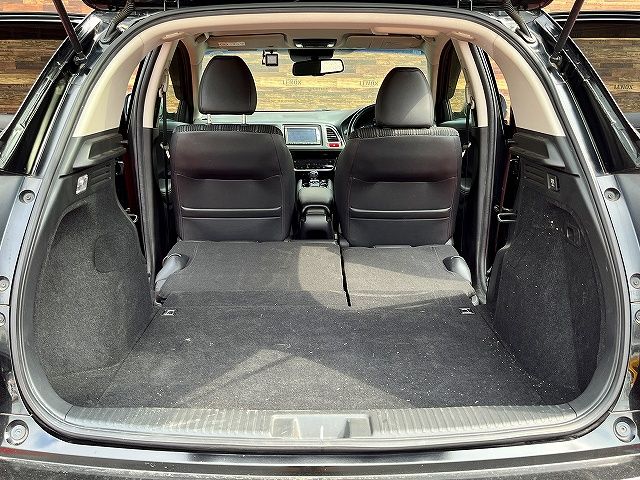 HONDA VEZEL HYBRID 2015 Image 31