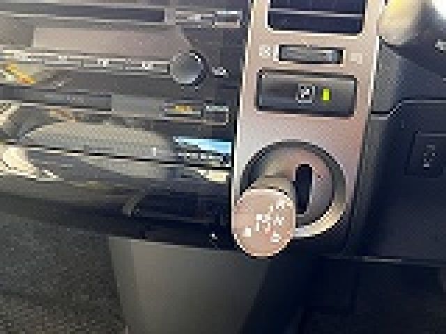 TOYOTA PRIUS 2007 Image 31