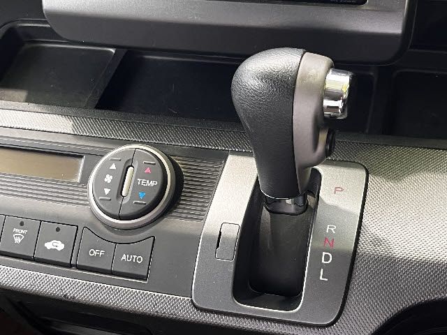 HONDA FREED 2009 Image 31