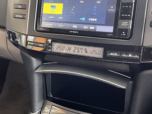 TOYOTA MARK X 2009 Image 31