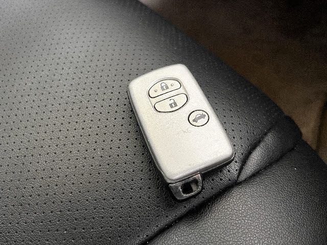 TOYOTA MARK X 2009 Image 31