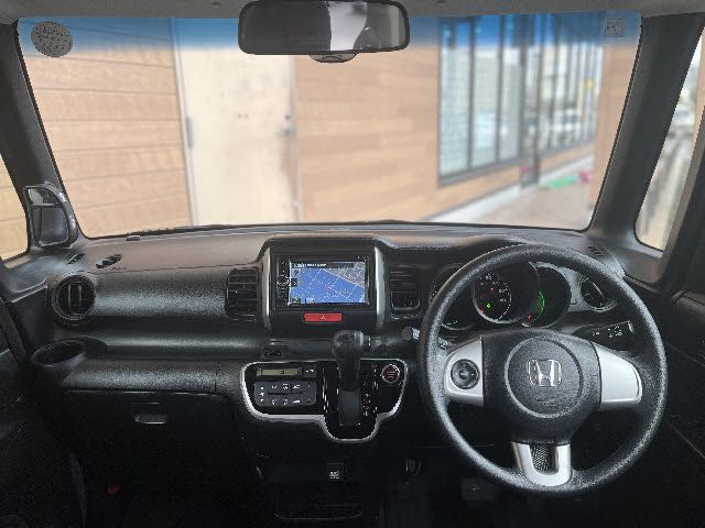 HONDA N BOX 2015 Image 31