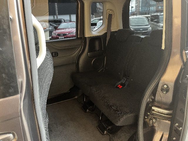 HONDA N BOX 2015 Image 31