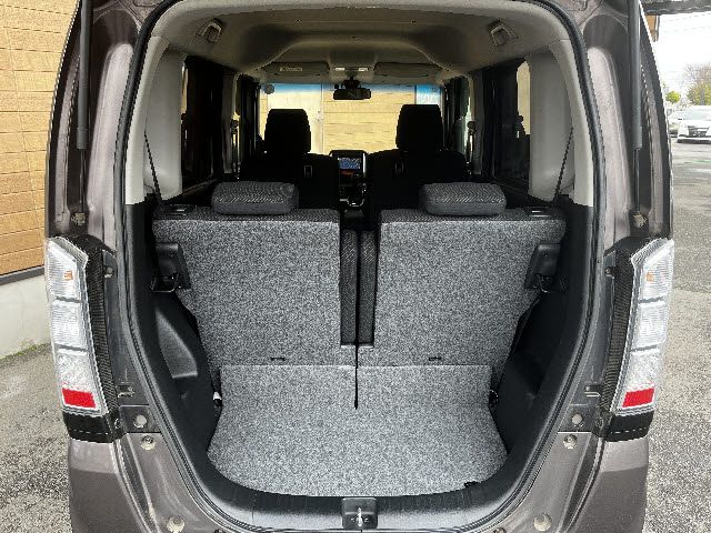 HONDA N BOX 2015 Image 31