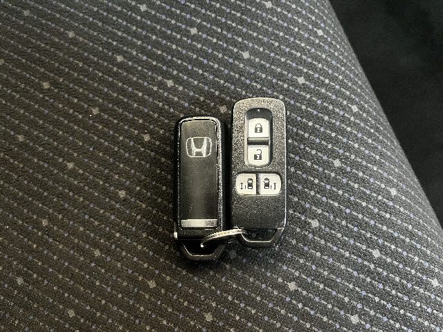 HONDA N BOX 2015 Image 31