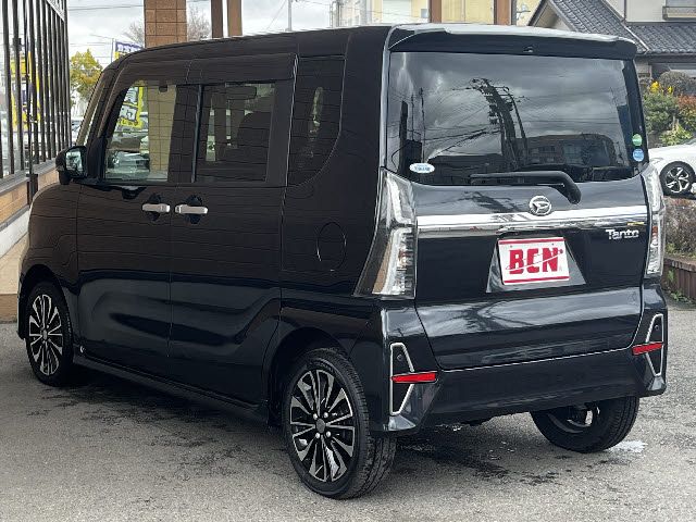 DAIHATSU TANTO CUSTOM 4WD 2020 Image 31