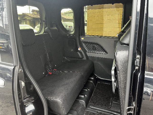 DAIHATSU TANTO CUSTOM 4WD 2020 Image 31