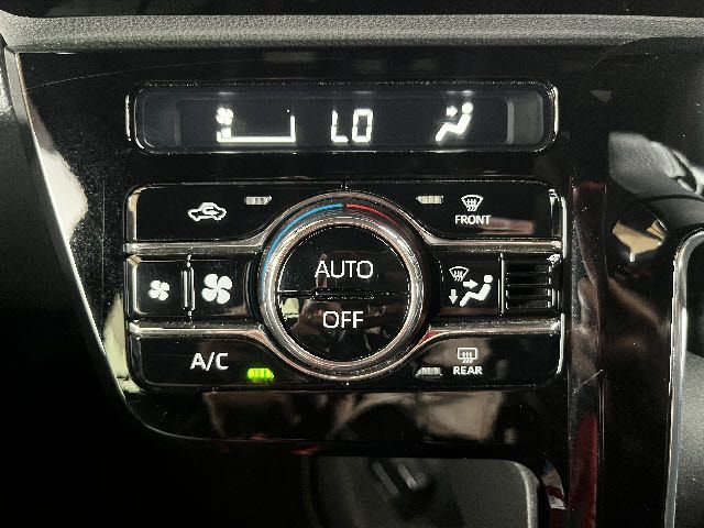 DAIHATSU TANTO CUSTOM 4WD 2020 Image 31