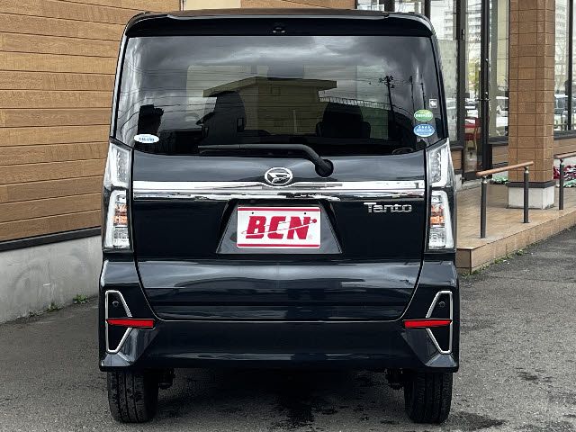 DAIHATSU TANTO CUSTOM 4WD 2020 Image 31