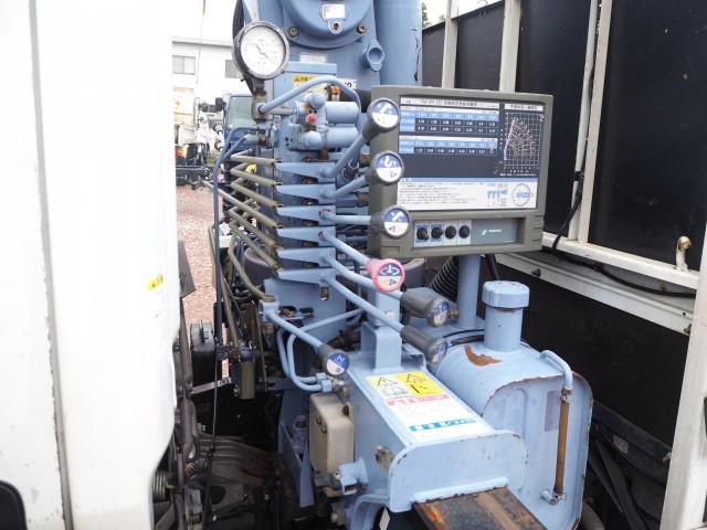 MITSUBISHI CANTER 2004 Image 31