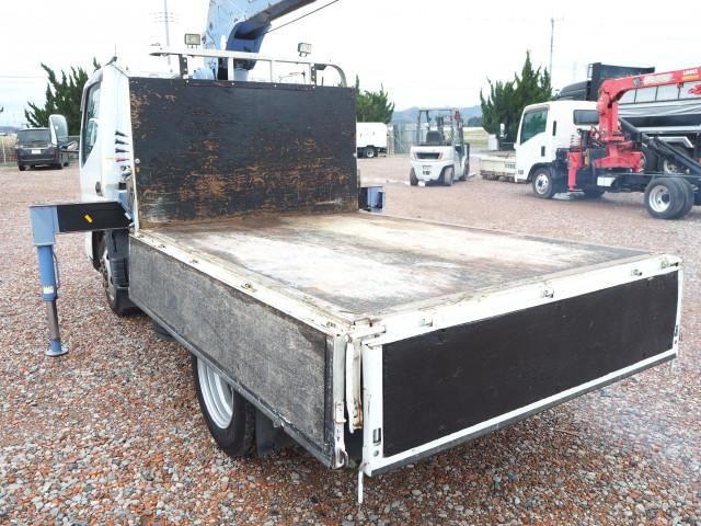 MITSUBISHI CANTER 2004 Image 31