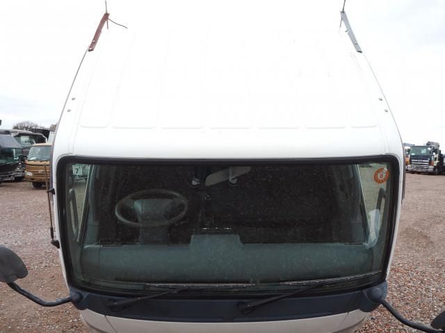 MITSUBISHI CANTER 2004 Image 31