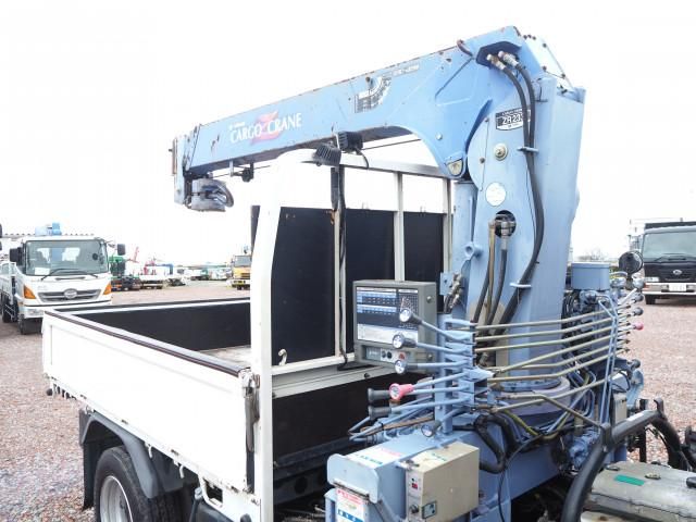 MITSUBISHI CANTER 2004 Image 31