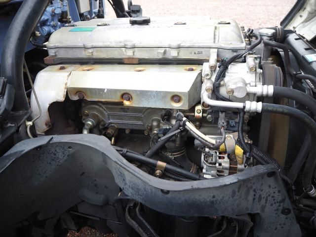 MITSUBISHI CANTER 2004 Image 31