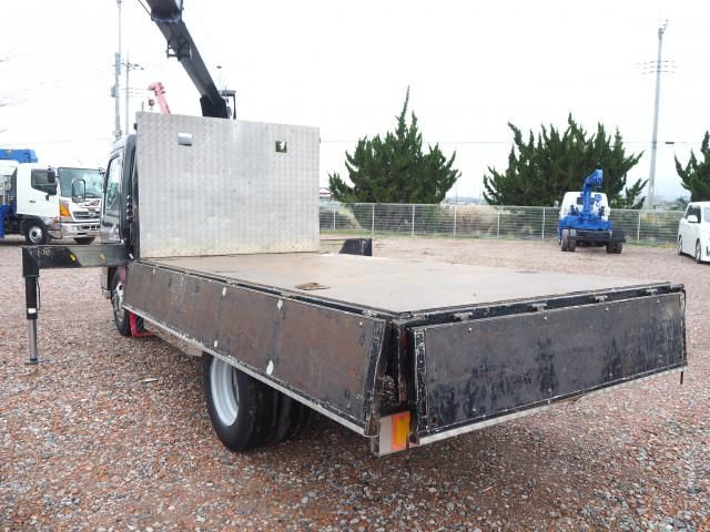 MITSUBISHI CANTER 2003 Image 31