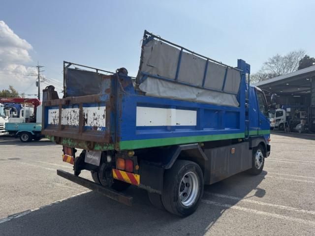 MITSUBISHI FUSOU FIGHTER 2013 Image 31