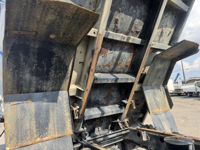 MITSUBISHI FUSOU FIGHTER 2013 Image 31