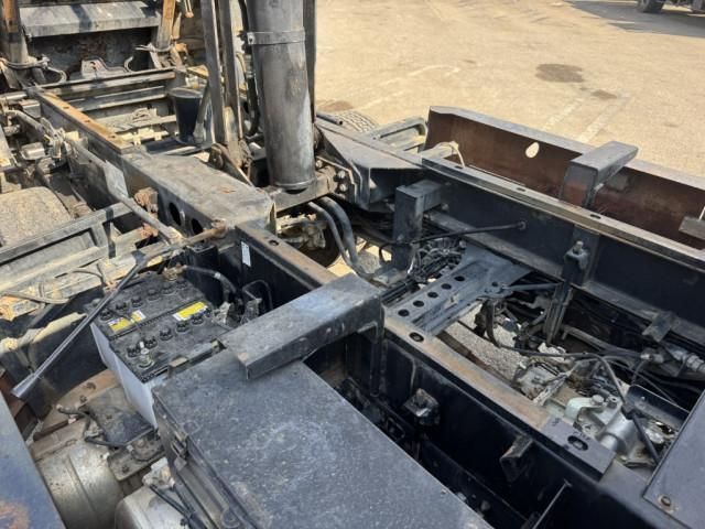 MITSUBISHI FUSOU FIGHTER 2013 Image 31