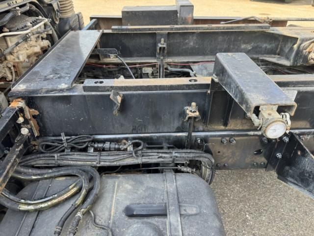 MITSUBISHI FUSOU FIGHTER 2013 Image 31