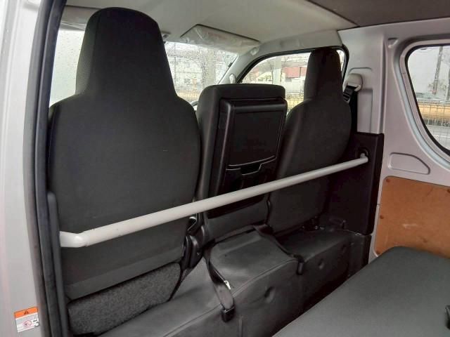 TOYOTA HIACE VAN 2WD 2023 Image 31