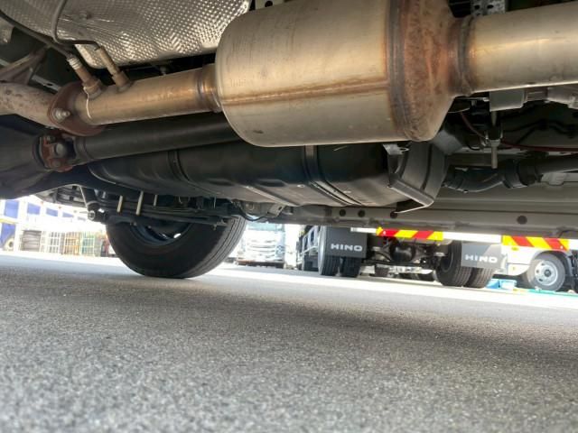 TOYOTA HIACE VAN 2WD 2023 Image 31