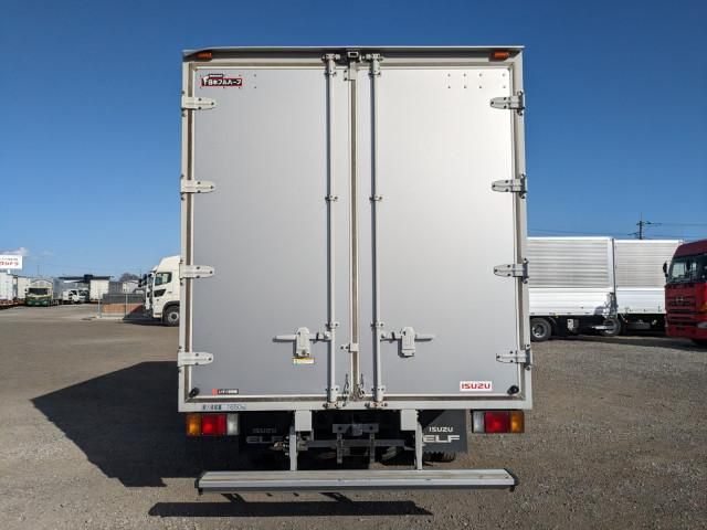 ISUZU ELF 2021 Image 31