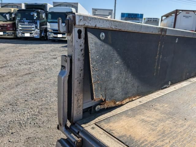 MITSUBISHI CANTER 2021 Image 31