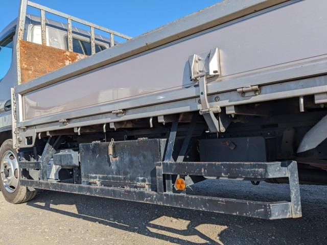 MITSUBISHI CANTER 2021 Image 31