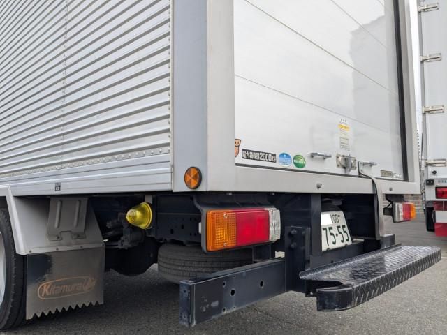 TOYOTA DYNA 2017 Image 31
