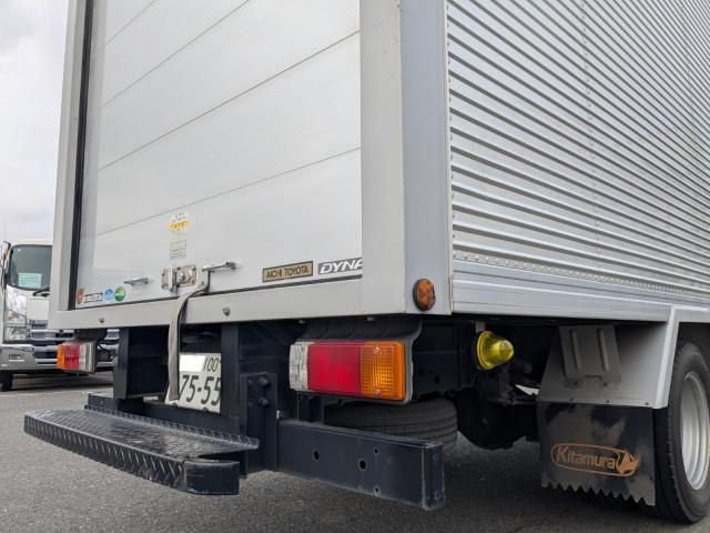 TOYOTA DYNA 2017 Image 31
