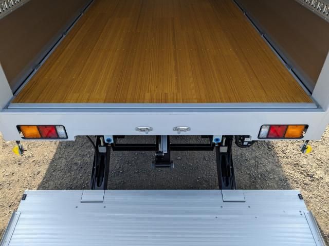 MITSUBISHI FUSOU FIGHTER 2025 Image 31