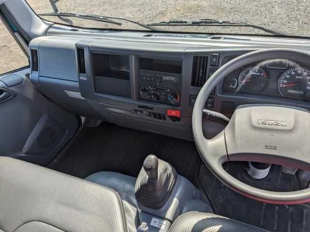 ISUZU ELF 2019 Image 31